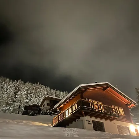 Alpesi faház Snow Ball Panoramic View In The Center Of Saas Fee
